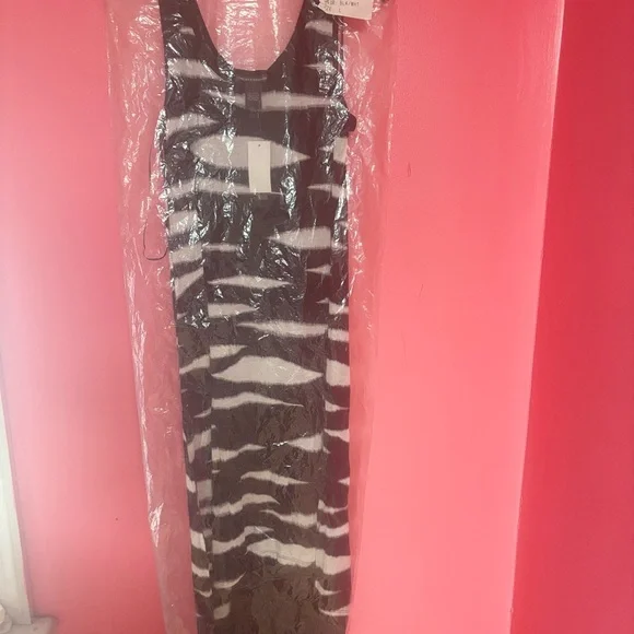 Sea Black and White Patterned Dress - Picture 2 of 6